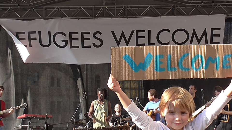 Refugees welcome, by Attila Szervác